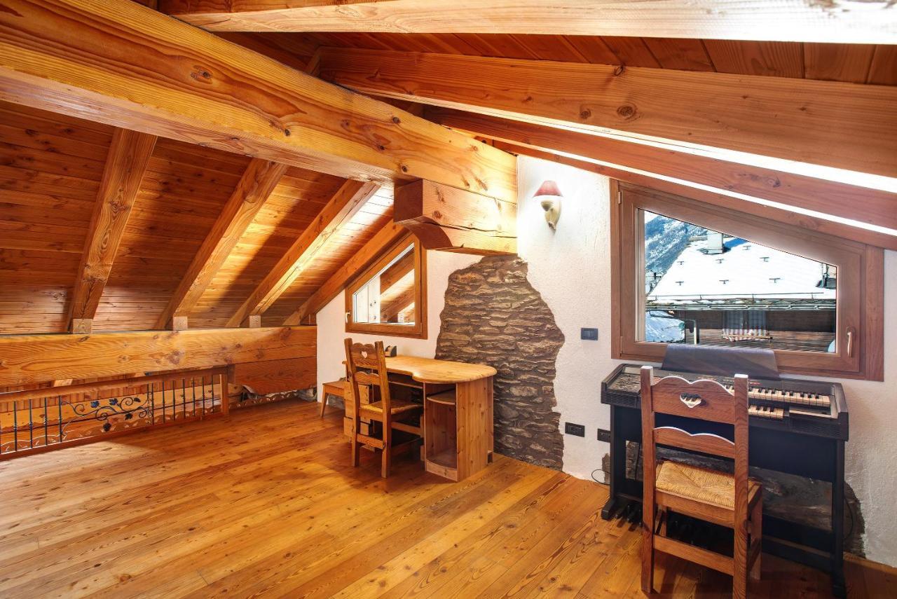 Chalet Vista Monte Bianco La Salle Exterior photo